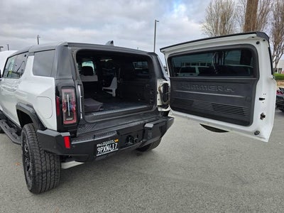 2024 GMC HUMMER EV SUV 2X