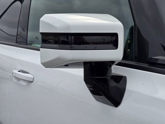 2024 GMC HUMMER EV SUV 2X