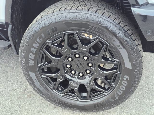 2024 GMC HUMMER EV SUV 2X