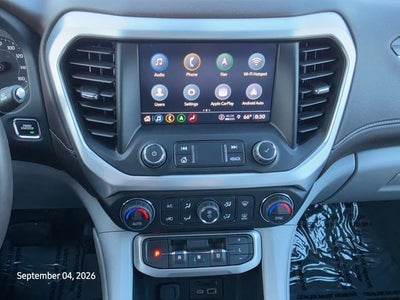2023 GMC Acadia SLT