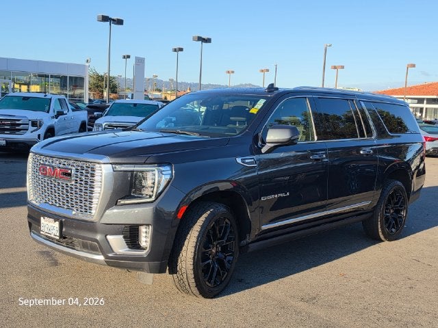 2022 GMC Yukon XL Denali