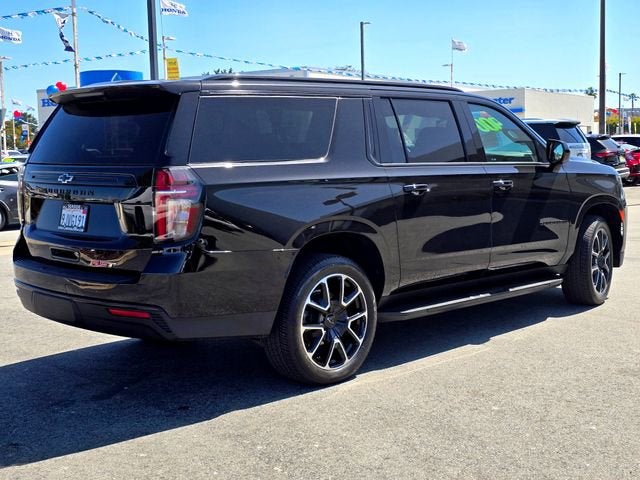 2023 Chevrolet Suburban RST