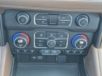 2023 Chevrolet Suburban High Country