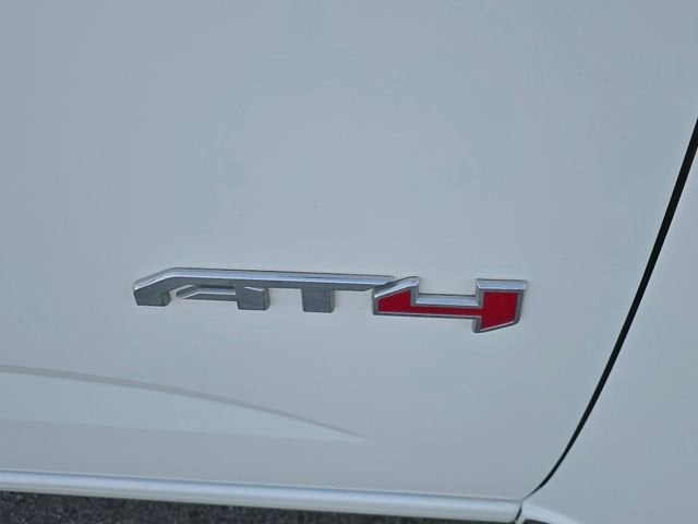 2022 GMC Canyon AT4 - Cloth