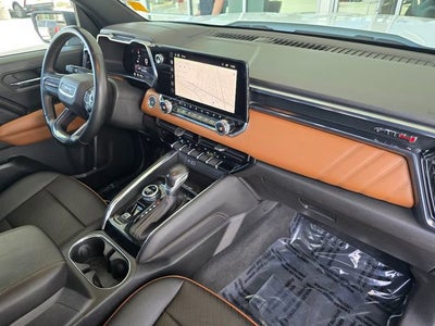 2023 GMC Canyon AT4