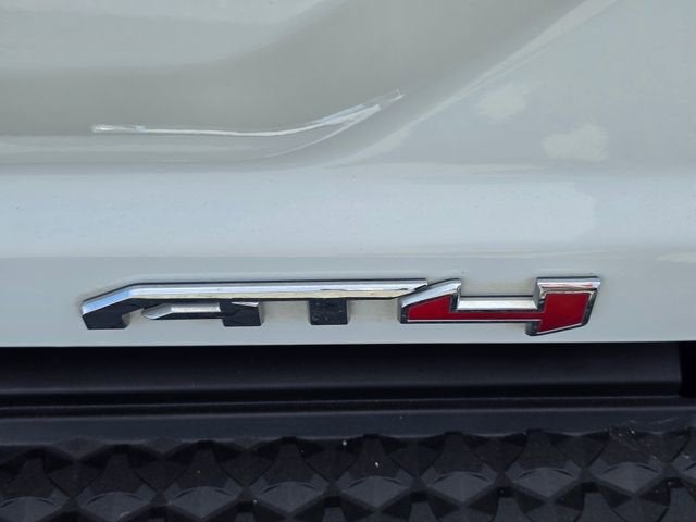 2023 GMC Canyon AT4
