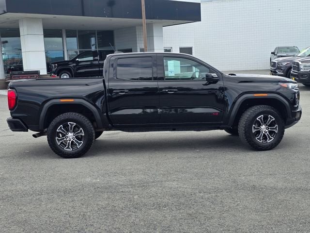 2024 GMC Canyon AT4