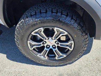 2023 GMC Canyon 4WD AT4