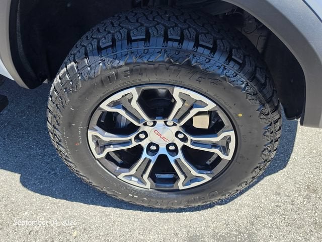 2023 GMC Canyon 4WD AT4