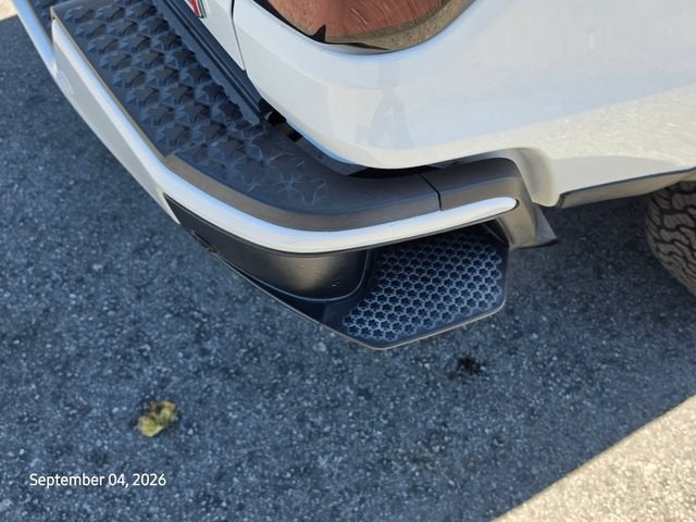 2023 GMC Canyon 4WD AT4