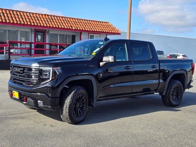 2023 GMC Sierra 1500 AT4