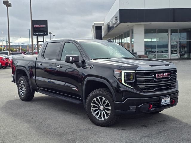 2022 GMC Sierra 4WD Crew Cab Short Box AT4's photo