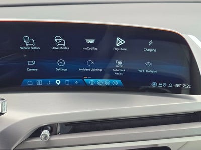 2026 Cadillac VISTIQ Luxury