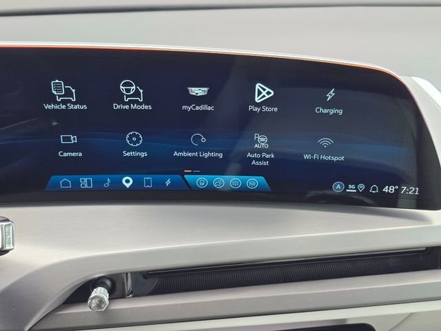 2026 Cadillac VISTIQ Luxury