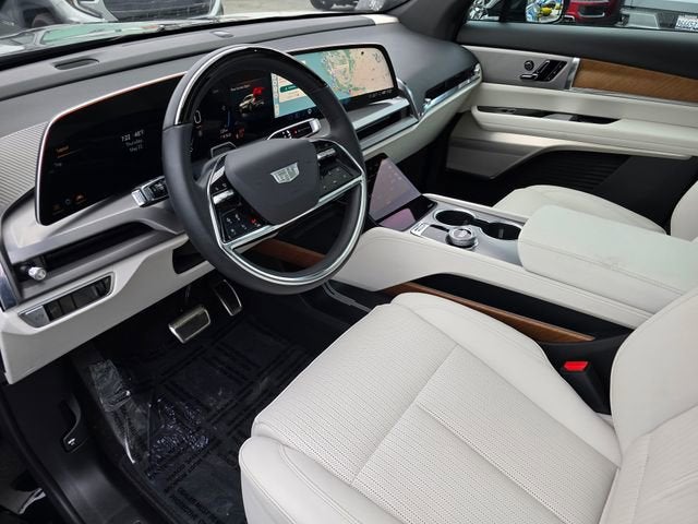 2026 Cadillac VISTIQ Luxury