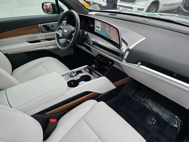 2026 Cadillac VISTIQ Luxury