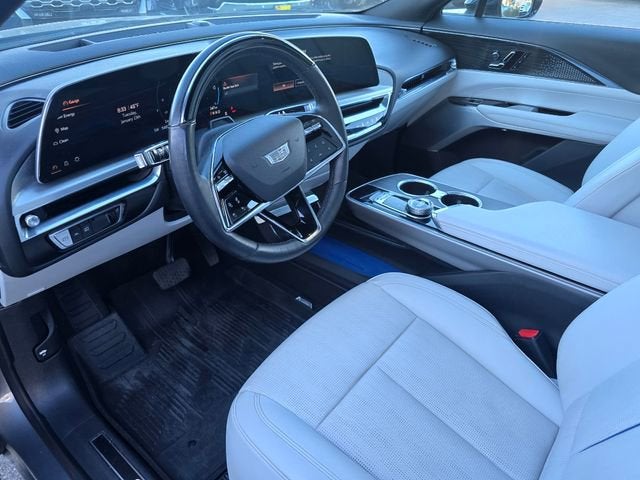 2023 Cadillac LYRIQ Luxury