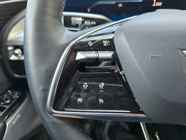 2023 Cadillac LYRIQ Luxury