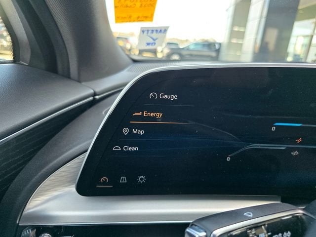 2023 Cadillac LYRIQ Luxury