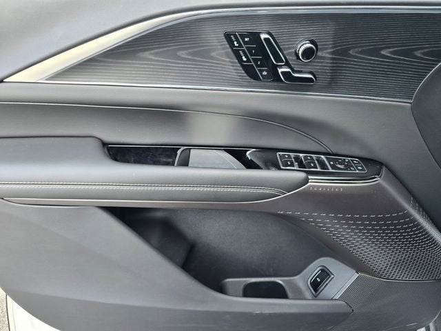 2025 Cadillac LYRIQ Sport 1