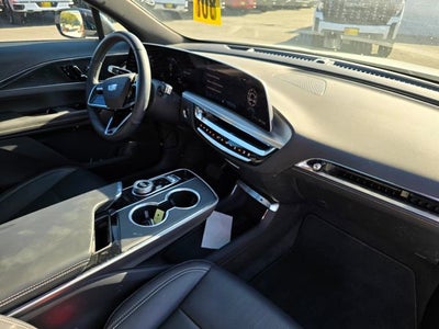 2025 Cadillac LYRIQ Sport 1