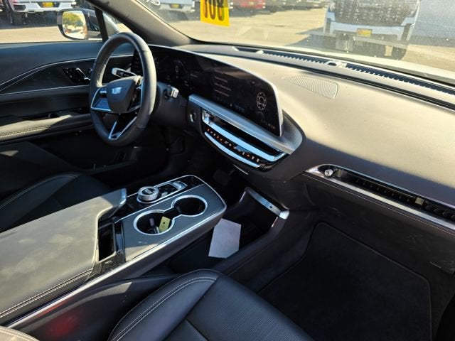 2025 Cadillac LYRIQ Sport 1