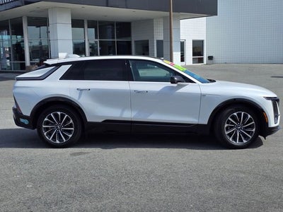 2025 Cadillac LYRIQ Sport 1