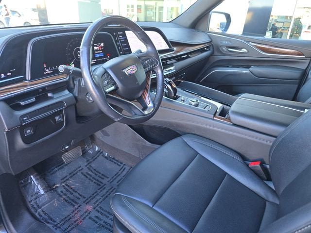 2022 Cadillac Escalade Luxury