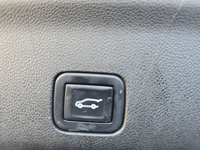 2022 Cadillac Escalade Luxury