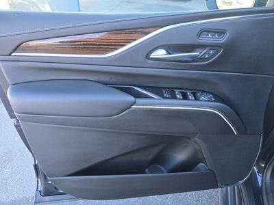 2022 Cadillac Escalade Luxury