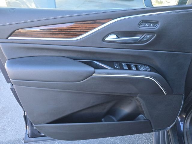 2022 Cadillac Escalade Luxury