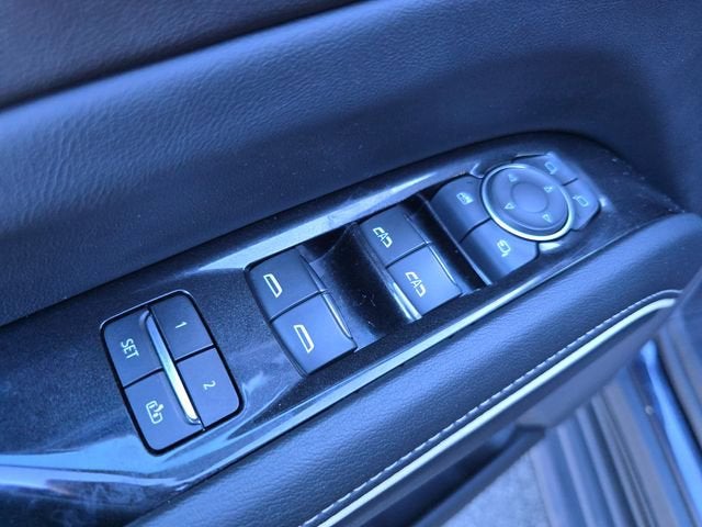 2022 Cadillac Escalade Luxury