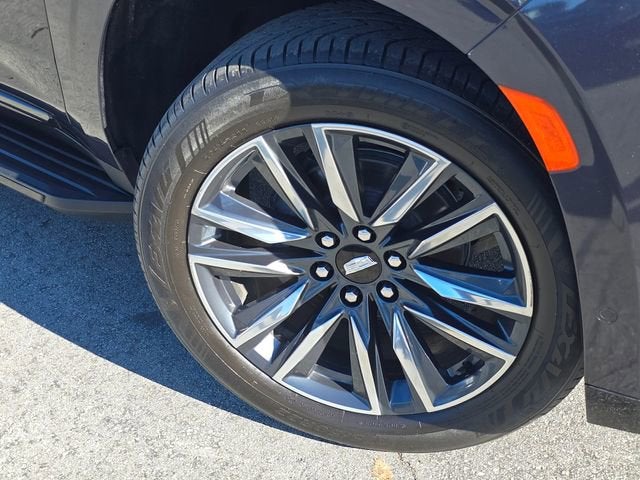 2022 Cadillac Escalade Luxury