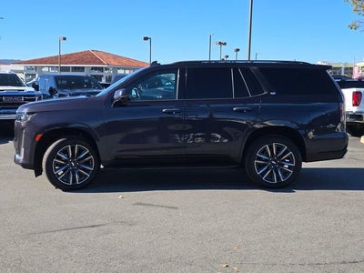 2022 Cadillac Escalade Luxury