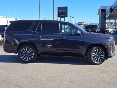 2022 Cadillac Escalade Luxury