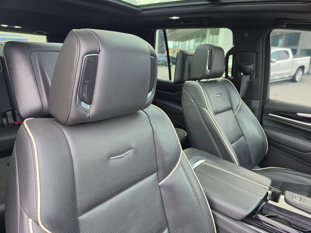 2023 Cadillac Escalade 4WD Sport
