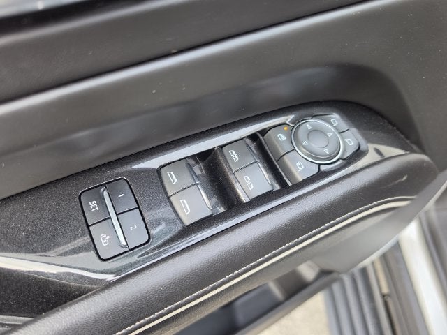 2023 Cadillac Escalade 4WD Sport Platinum