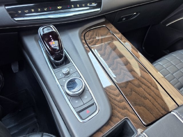 2024 Cadillac Escalade ESV Sport Platinum