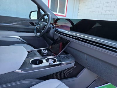 2025 Cadillac ESCALADE IQ Luxury 1