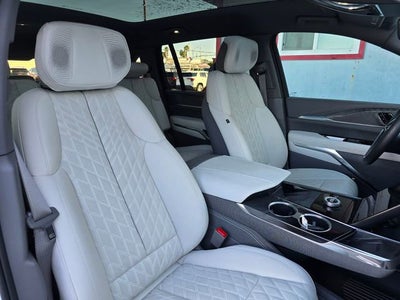 2025 Cadillac ESCALADE IQ Luxury 1