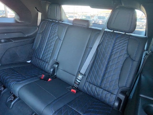 2025 Cadillac ESCALADE IQ Luxury 1
