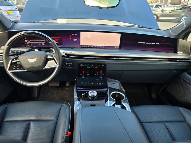 2025 Cadillac ESCALADE IQ Luxury 2