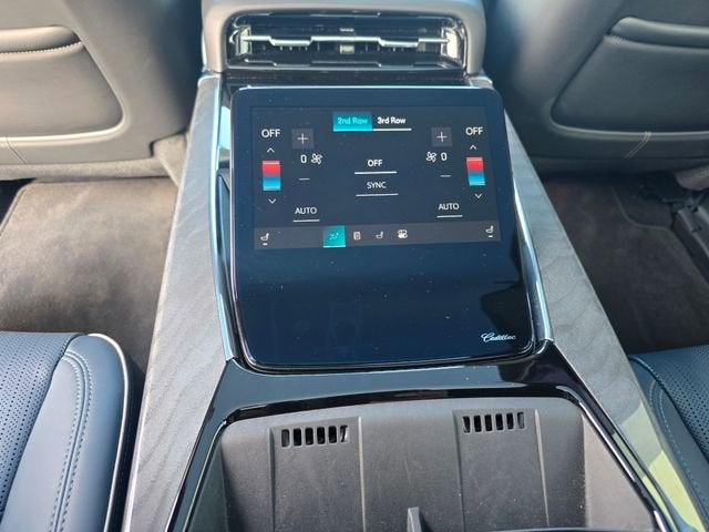 2025 Cadillac ESCALADE IQ Luxury 2