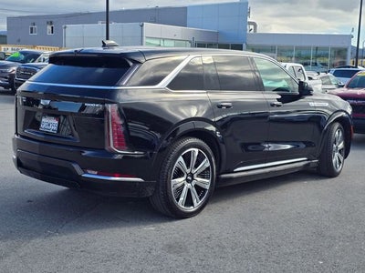 2025 Cadillac ESCALADE IQ Luxury 2