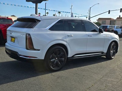 2025 Cadillac ESCALADE IQ Luxury 2