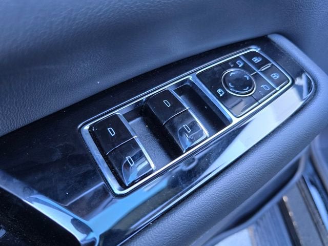 2025 Cadillac ESCALADE IQ Sport 1