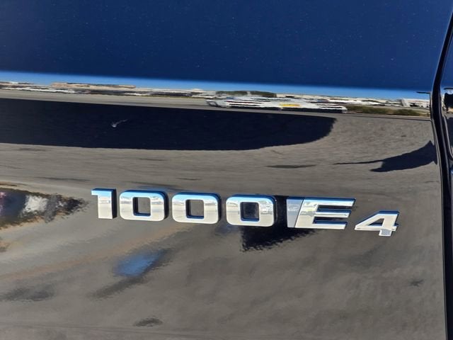 2025 Cadillac ESCALADE IQ Sport 1