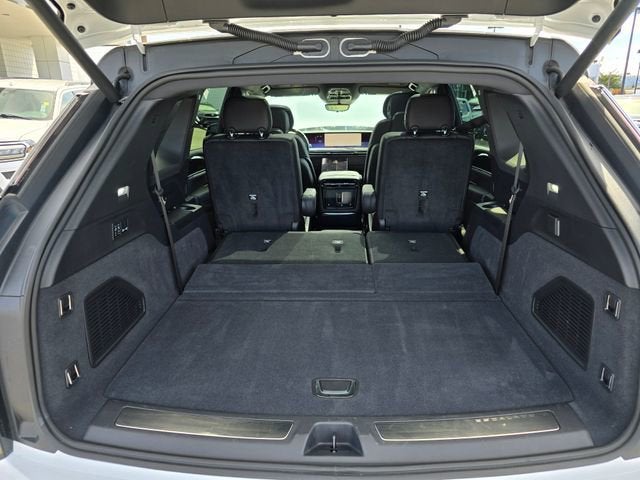 2025 Cadillac ESCALADE IQ Sport 1