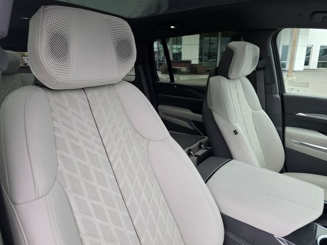 2025 Cadillac ESCALADE IQ Sport 1
