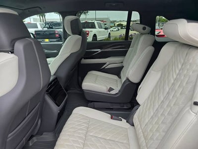 2025 Cadillac ESCALADE IQ Sport 1